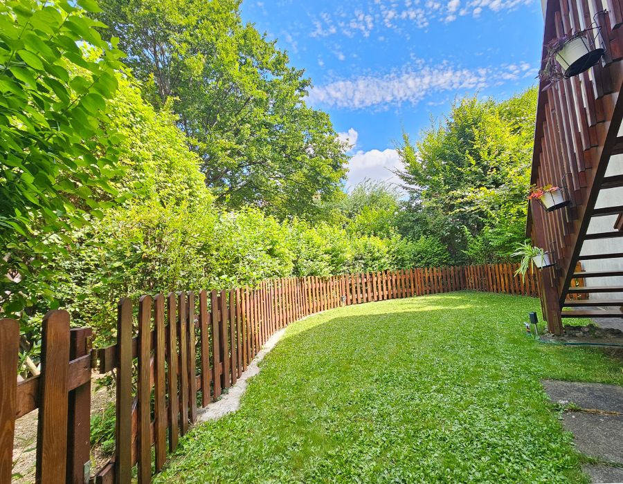 Praxisraum mieten mit Garten